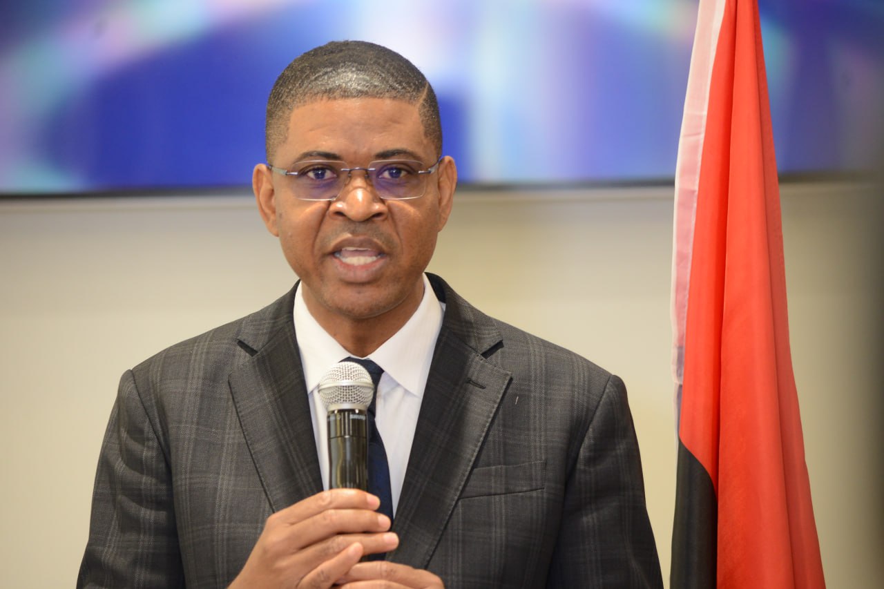 IURD: Alberto Segunda eleito presbítero geral da Igreja em Angola ...