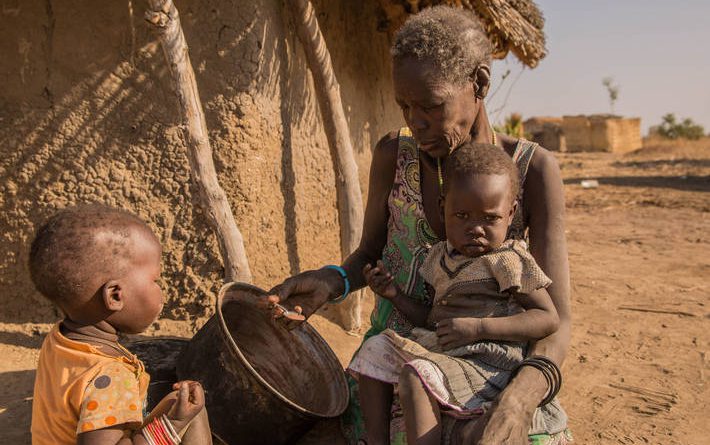 Padre Pio Wakussanga torna a tecer alertas sobre situações de fome no sul de Angola