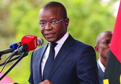 MPLA indica Adão de Almeida novo Presidente da Assembleia Nacional MPLA indica Adão de Almeida novo Presidente da Assembleia Nacional