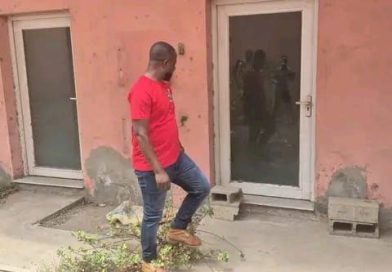 Deputado da UNITA denuncia estado de abandono do Tribunal do Cazenga construído em 2007