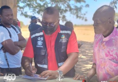 Fiscalização da Camama acusada de notificar “Konda Marta” sobre um contentor e permite a construção de obras pelos “invasores” sem licença Fiscalização da Camama acusada de notificar “Konda Marta” sobre um contentor e permite a construção de obras pelos “invasores” sem licença