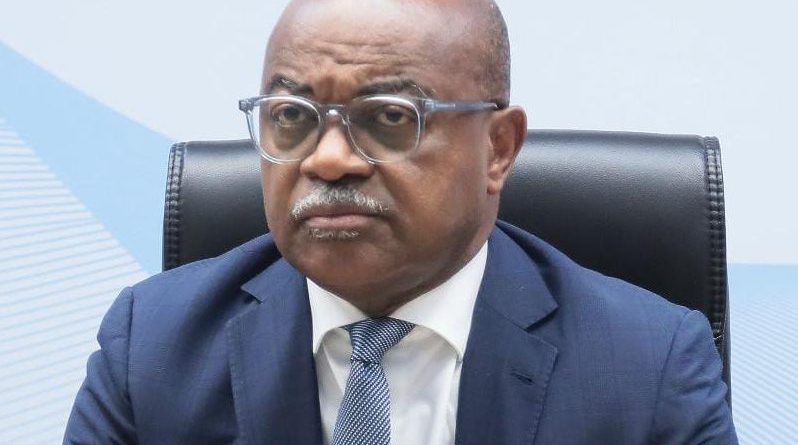 Mário Oliveira e Manuel Homem citados em graves processos de corrupção no MINTTICS (DOSSIÊ Nº 1) Mário Oliveira e Manuel Homem citados em graves processos de corrupção no MINTTICS (DOSSIÊ Nº 1)