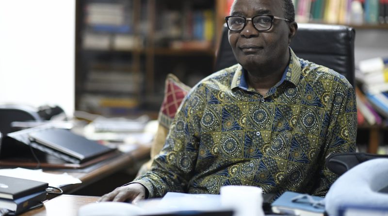 Marcolino Moco Solidário com Teixeira Cândido: Reconciliação Nacional Antes de Novas Eleições Marcolino Moco Solidário com Teixeira Cândido: Reconciliação Nacional Antes de Novas Eleições