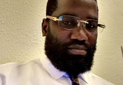 Funcionário ligado ao SINSE considerado homem de confiança do director-geral acusado de integrar esquema de documentos migratórios ilegais em troca de dinheiro