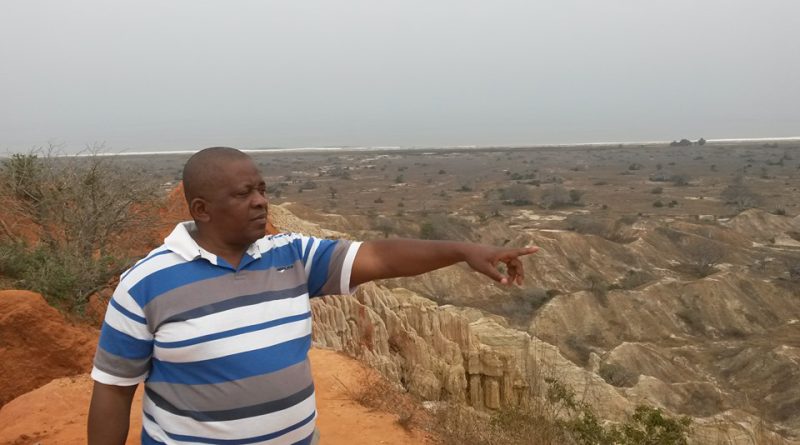 Jornalista Ilídio Manuel ouvido pelo SIC como queixoso e sai constituído arguido em processo distinto Jornalista Ilídio Manuel ouvido pelo SIC como queixoso e sai constituído arguido em processo distinto