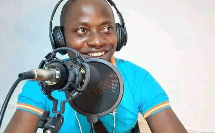 Administrador do Hoji-Ya-Henda processa director da TV Nzinga por denunciar falta de água potável nos bairros Uíge e Sonangol Administrador do Hoji-Ya-Henda processa director da TV Nzinga por denunciar falta de água potável nos bairros Uíge e Sonangol