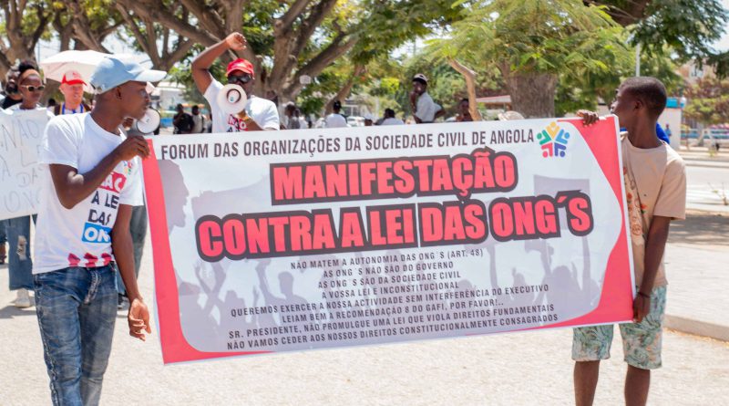 Angola: Sociedade Civil Lança “Declaração de Benguela” Contra Nova Lei das ONGs Angola: Sociedade Civil Lança “Declaração de Benguela” Contra Nova Lei das ONGs