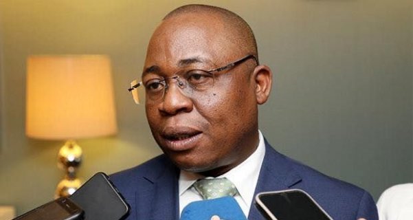 Advogado contesta nomeação de Pedro Mendes de Carvalho e levanta dúvidas sobre integridade do novo PGR Advogado contesta nomeação de Pedro Mendes de Carvalho e levanta dúvidas sobre integridade do novo PGR