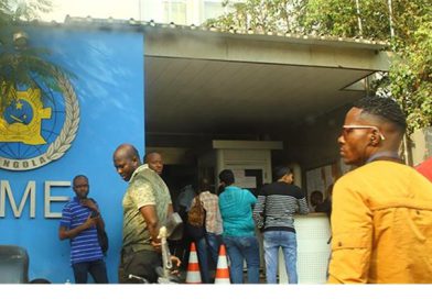 SME: Detenções arbitrárias de estrangeiros pode inibir investimentos em Angola: Mais de 120 indianos e eritreus detidos na Zona Económica SME: Detenções arbitrárias de estrangeiros pode inibir investimentos em Angola: Mais de 120 indianos e eritreus detidos na Zona Económica