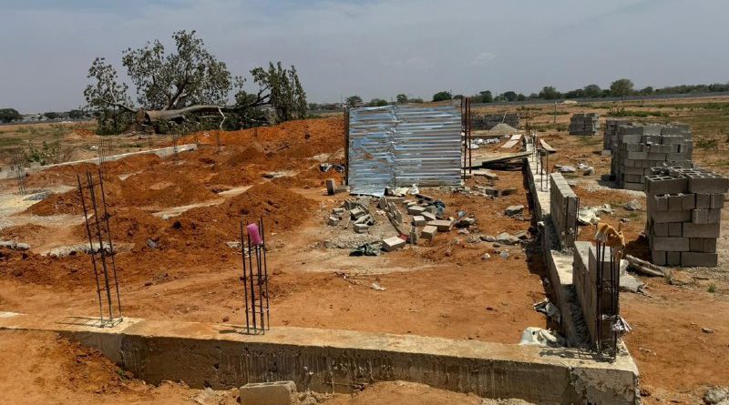 Universidade Agostinho Neto nega invasão de terrenos no Campus Universitário e acusa empresa de desinformação