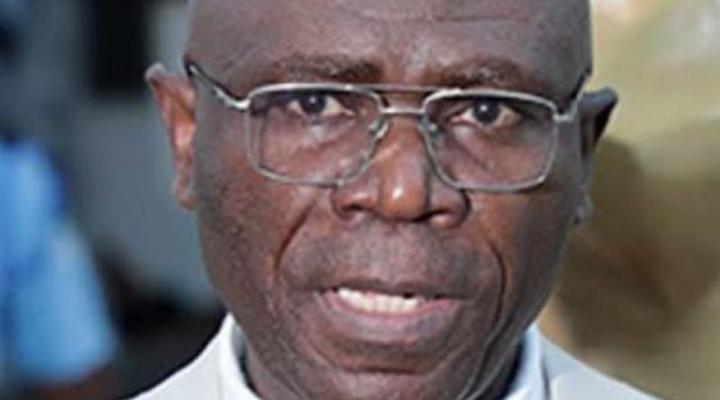 Familiares do gestor da rede escolar privada detido por gestão danosa acusados de tentar subordar Juiz Presidente da Comarca de Luanda Familiares do gestor da rede escolar privada detido por gestão danosa acusados de tentar subordar Juiz Presidente da Comarca de Luanda