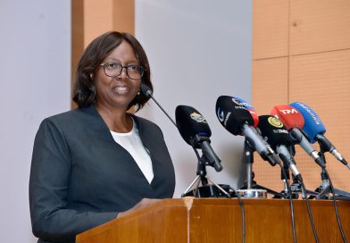 Ministério da Saúde de Angola actualiza plano de contingência contra vírus do Ébola Ministério da Saúde de Angola actualiza plano de contingência contra vírus do Ébola
