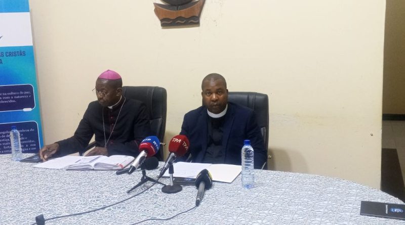Conselho de Igrejas Cristãs em Angola encoraja líderes de igrejas a inscreverem pastores no INSS Conselho de Igrejas Cristãs em Angola encoraja líderes de igrejas a inscreverem pastores no INSS