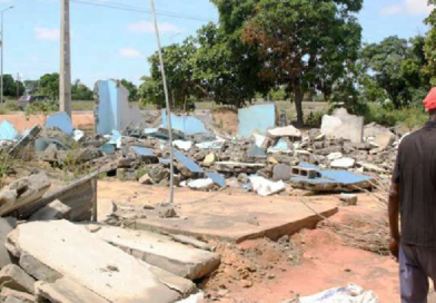 Friends of Angola repúdio demolições de habitações e alegada apropriação de terras no bairro Vila Verde Cativa Friends of Angola repúdio demolições de habitações e alegada apropriação de terras no bairro Vila Verde Cativa